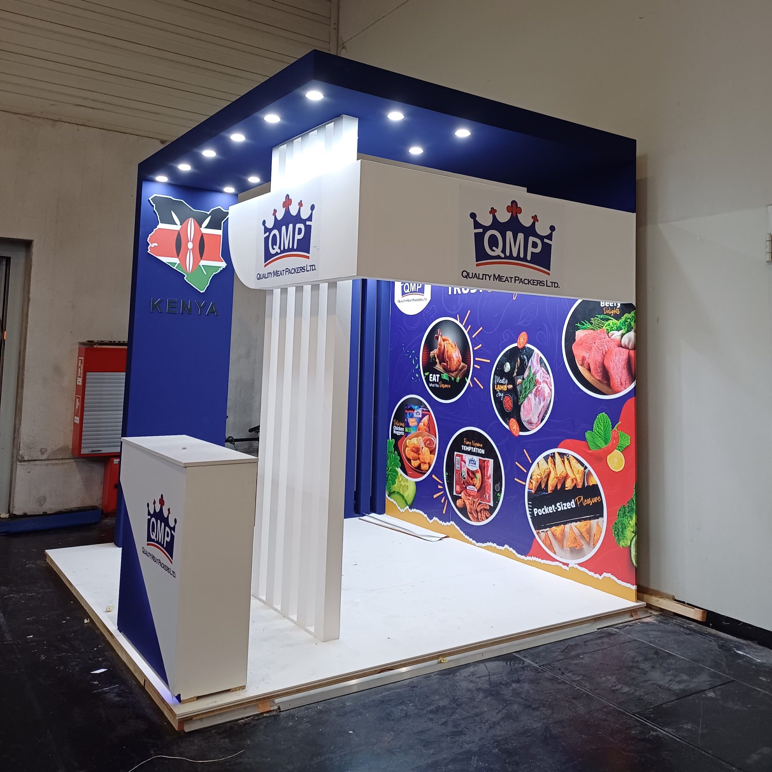QMP Wooden Booth